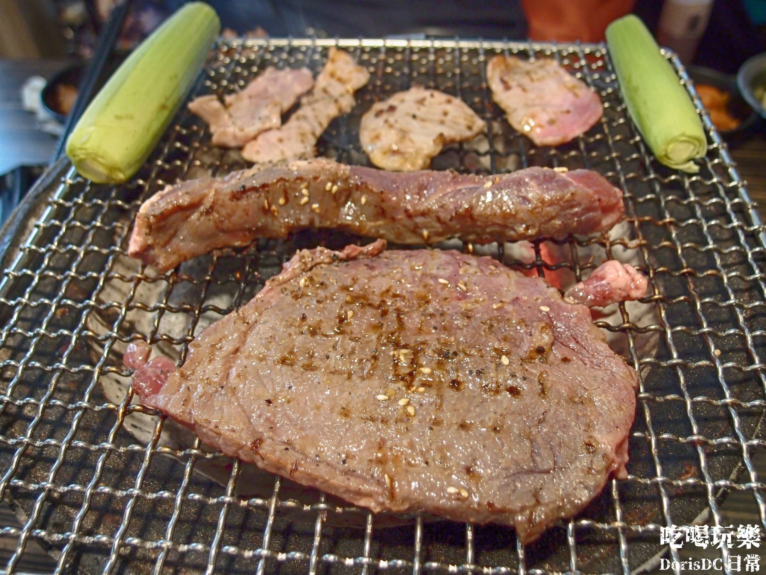 【西門站】燒肉眾精緻炭火燒肉(台北西門店)，吃到飽燒肉。